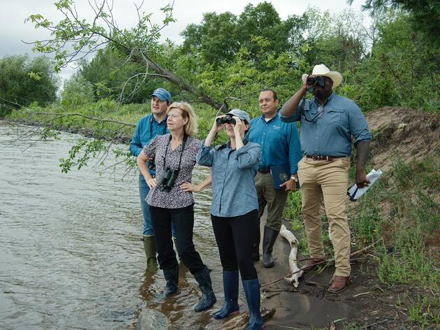 Senator Tammy Baldwin Tours Allouez Bay Restoration Project with Audubon Great Lakes to Discuss Importance of Federal Policy on Local Conservation